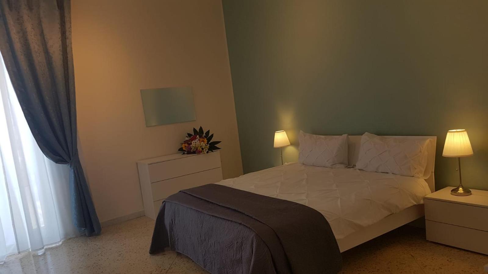 ホテル Residenze Benedetto Croce バーリ エクステリア 写真