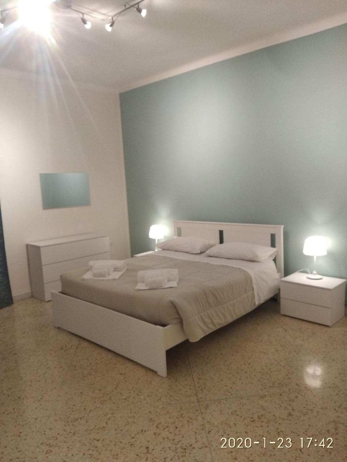 ホテル Residenze Benedetto Croce バーリ エクステリア 写真