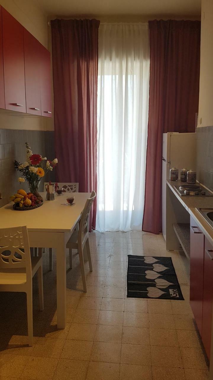 ホテル Residenze Benedetto Croce バーリ エクステリア 写真