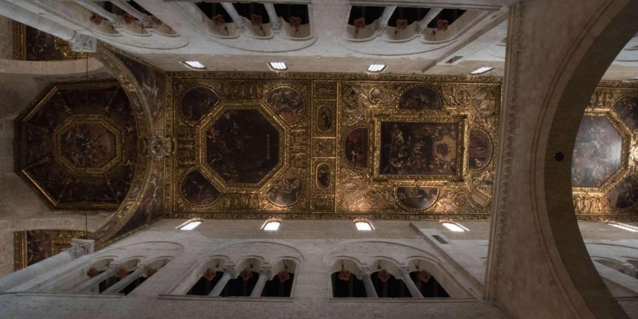 ホテル Residenze Benedetto Croce バーリ エクステリア 写真